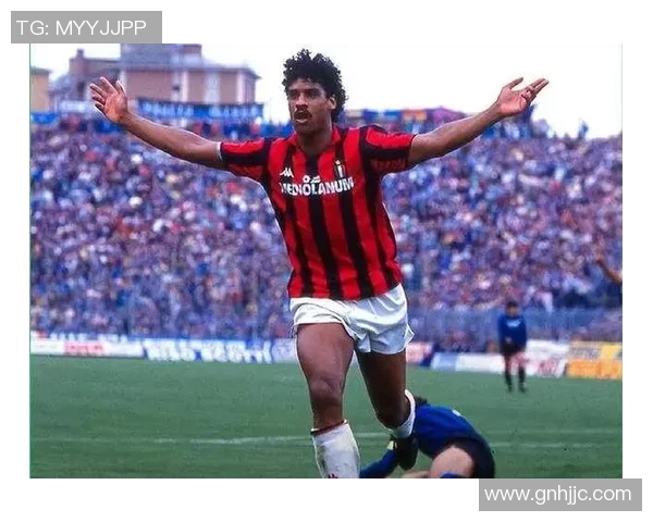 法国足球明星后腰的辉煌历程与对球队的深远影响分析